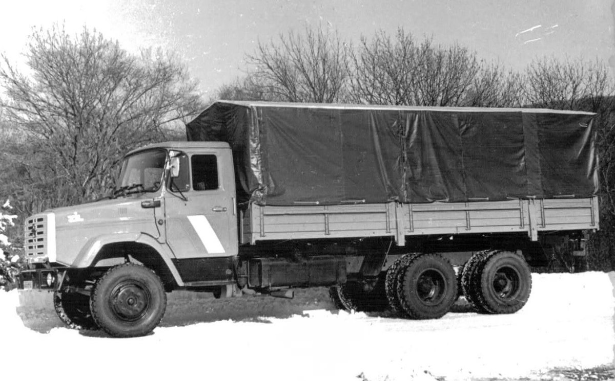 Бортовой грузовик ЗИЛ 133г40