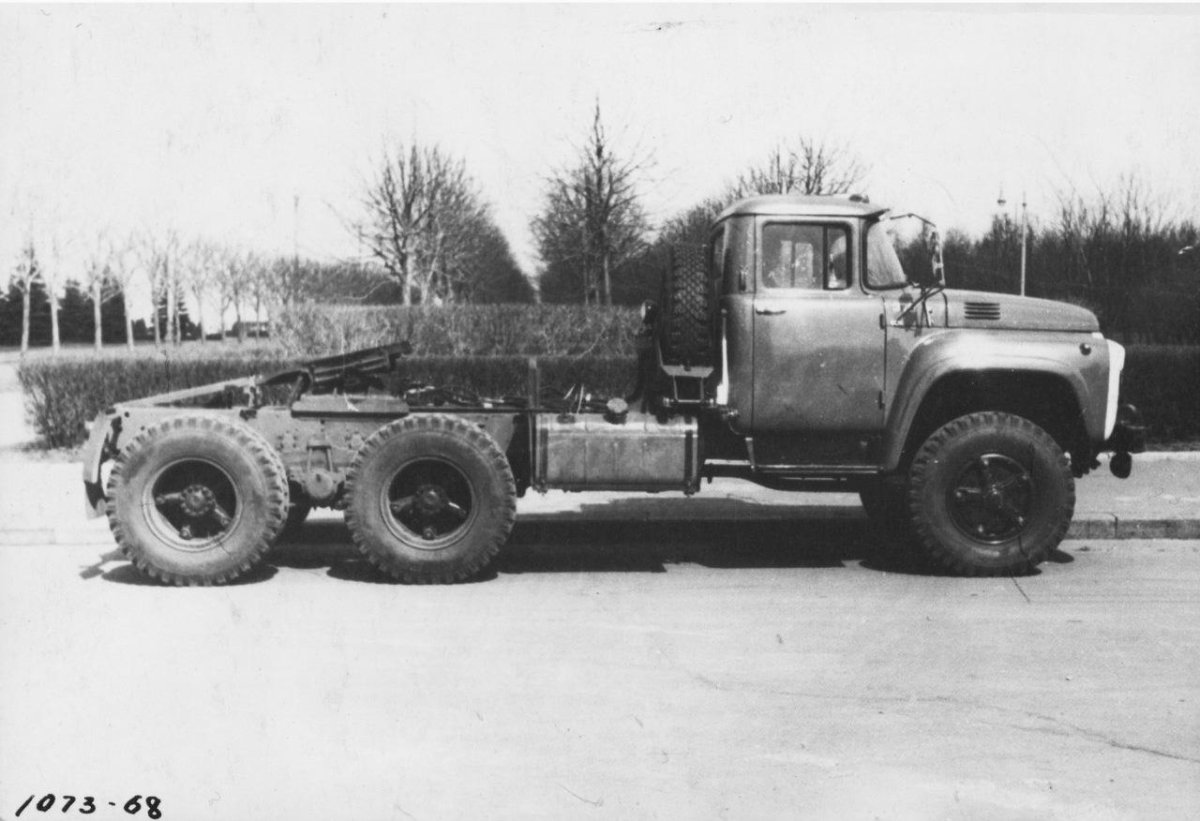 ЗИЛ 133 тягач