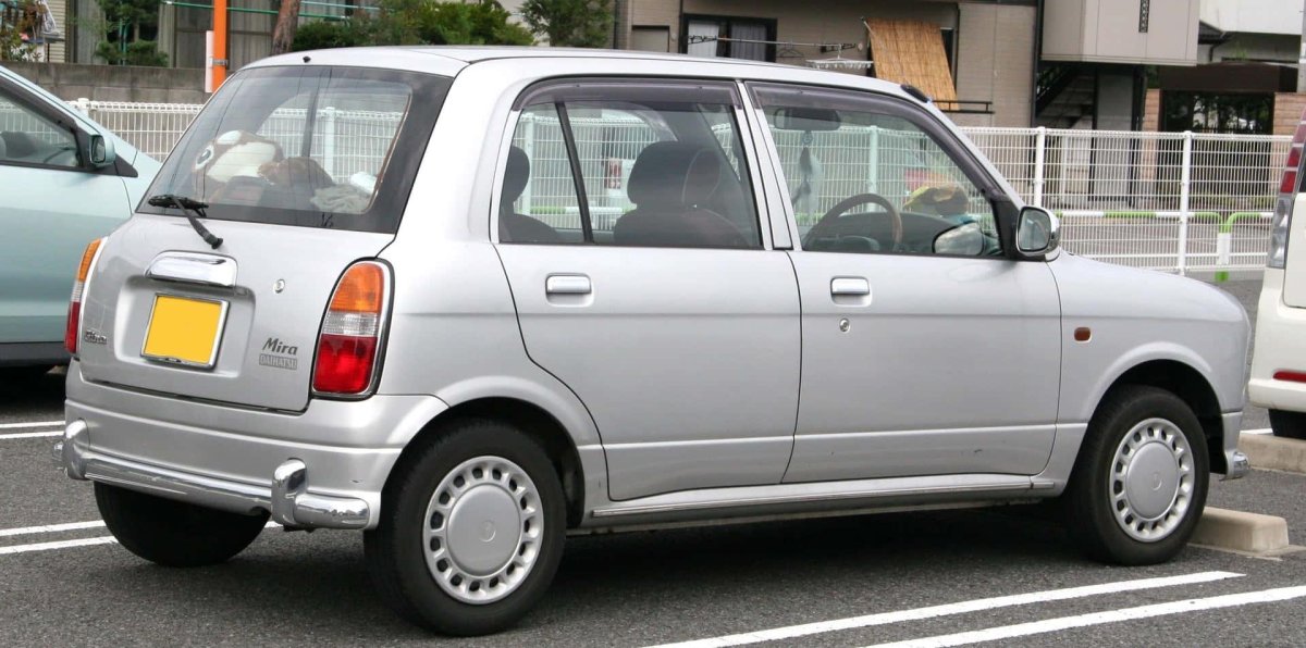 Daihatsu Mira Gino 1 поколение