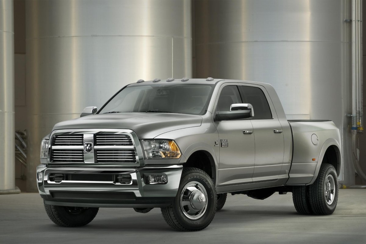 Dodge Ram Pickup 3500