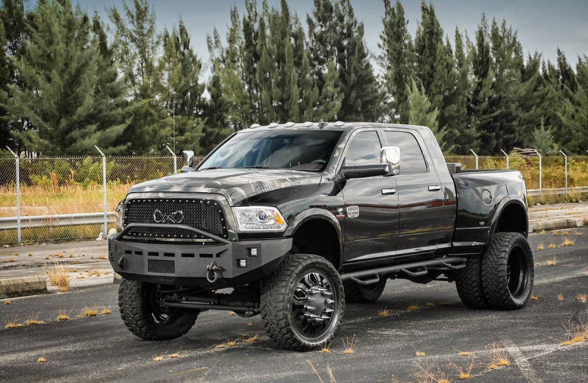 Dodge Ram Pickup 3500