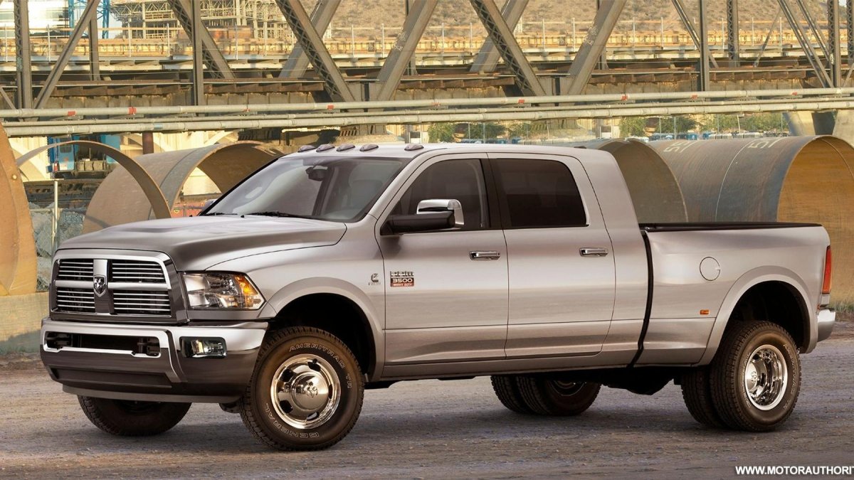 Dodge Ram 3500 Heavy Duty Mega Cab