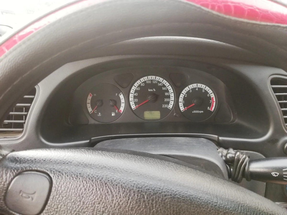 Chevrolet lanos 2007 приборная панель