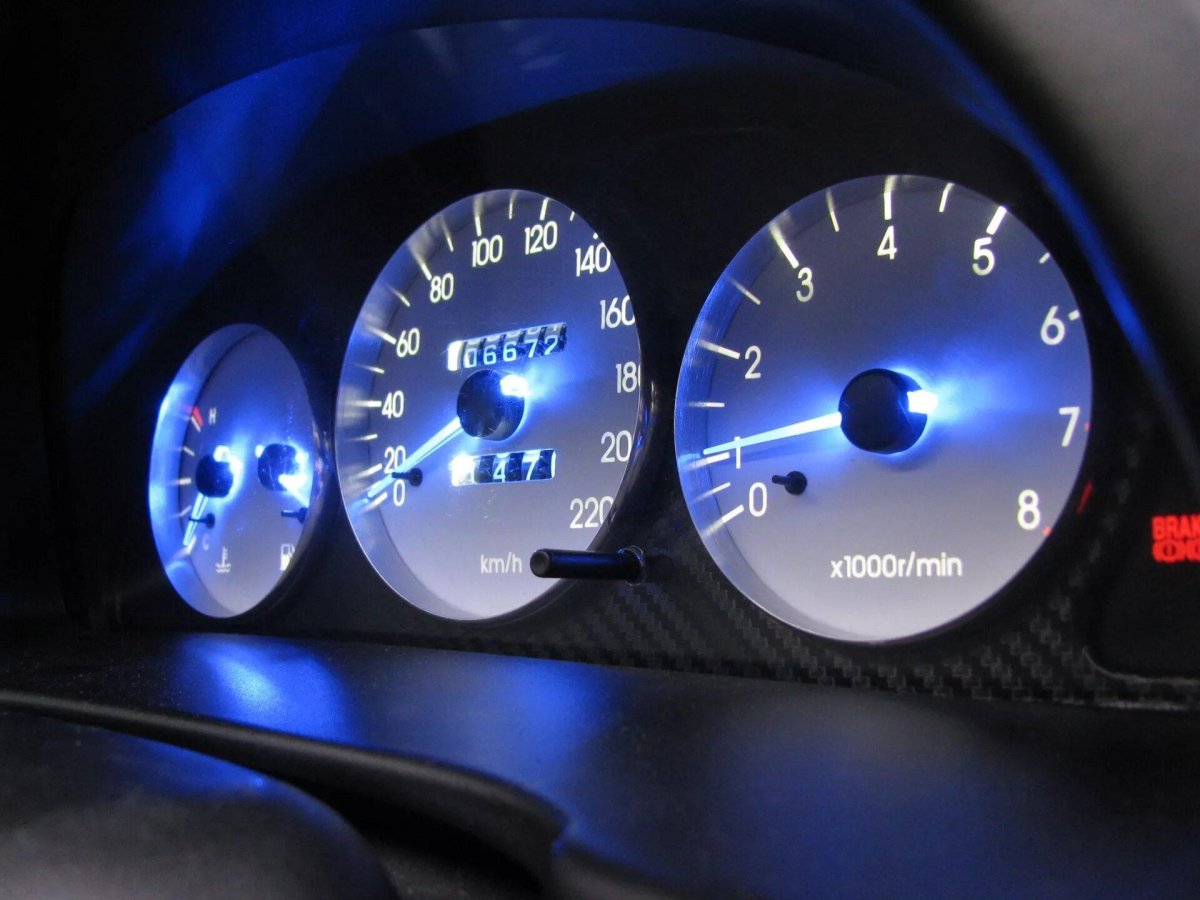 Приборная панель Ланос