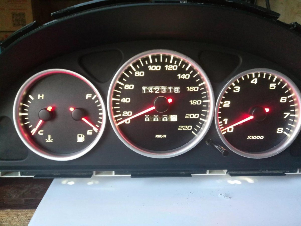 Приборная панель Ланос с тахометром