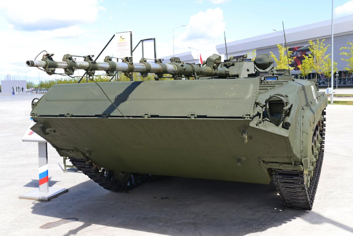 Командно штабная машина БМП-1кш