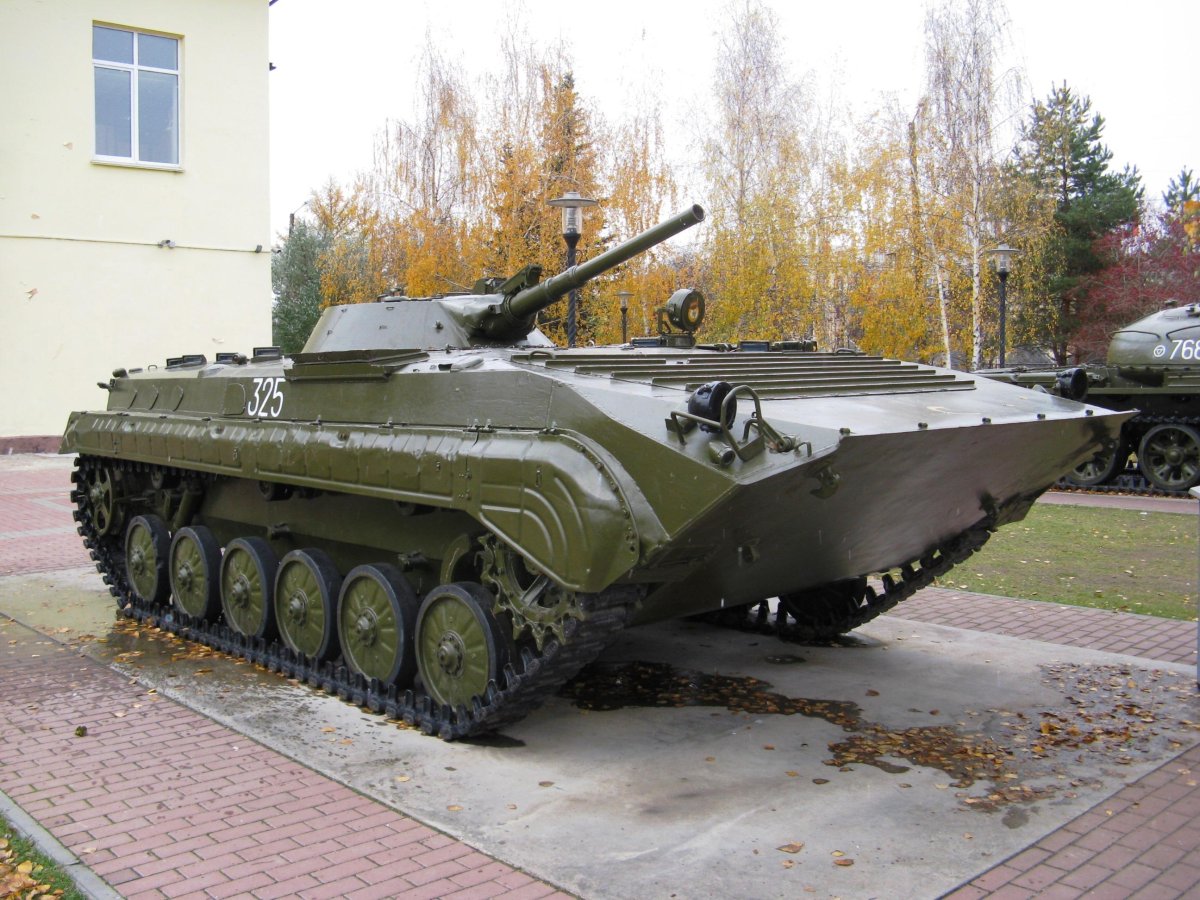 Боевая машина БМП-1