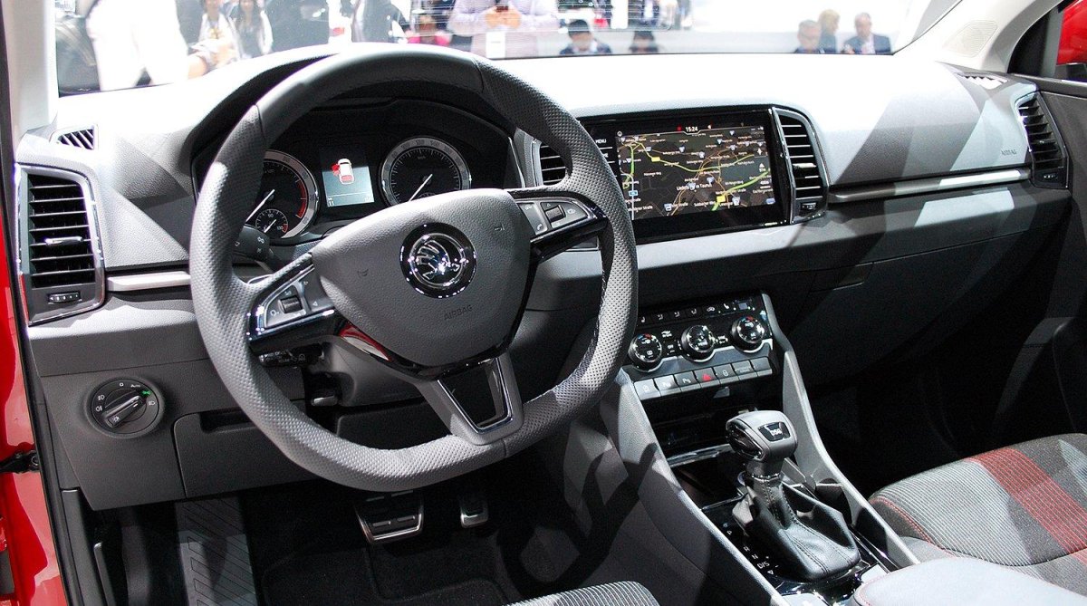 Skoda Karoq 2020 интерьер