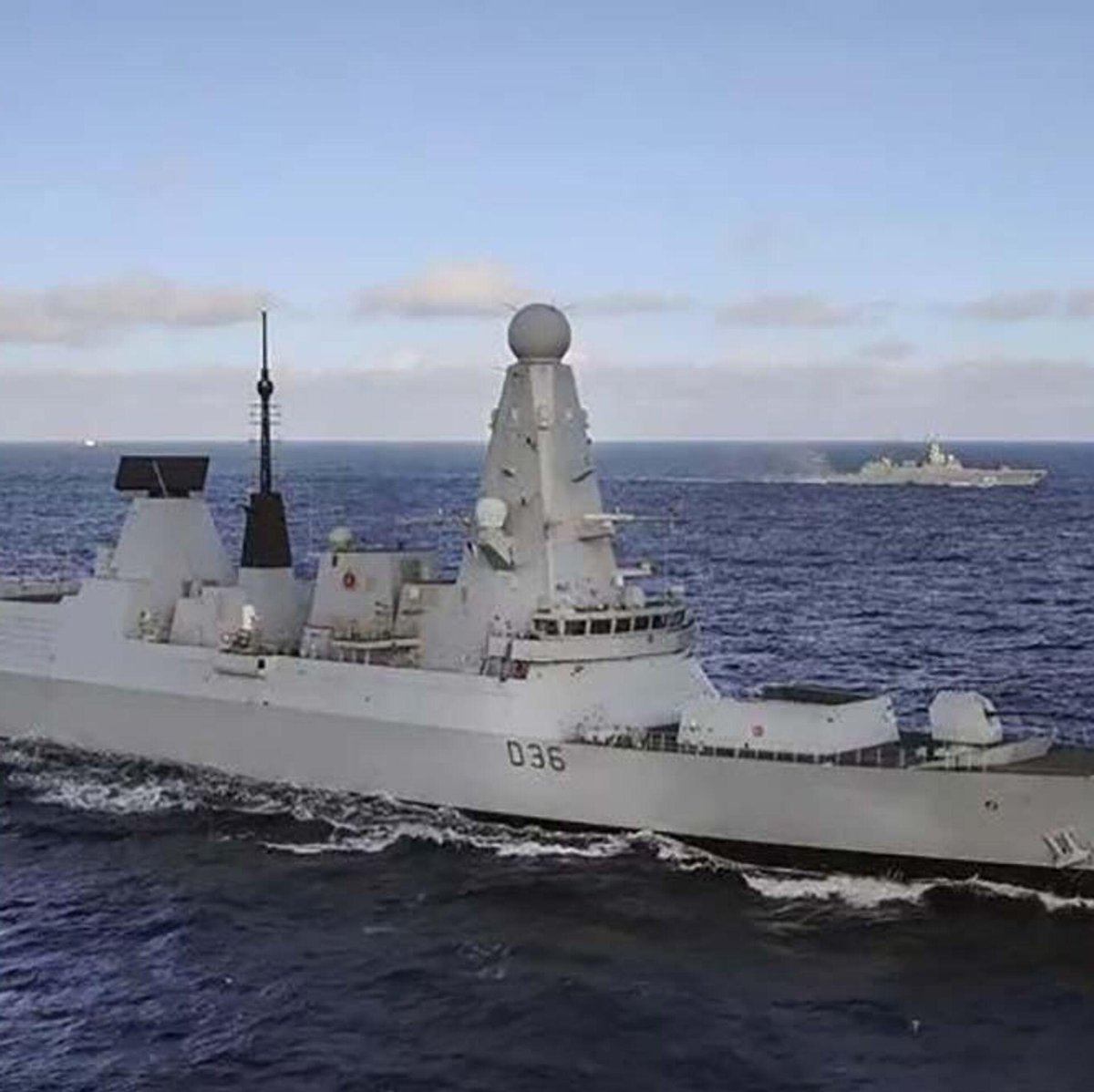 Эсминец Дефендер Великобритании