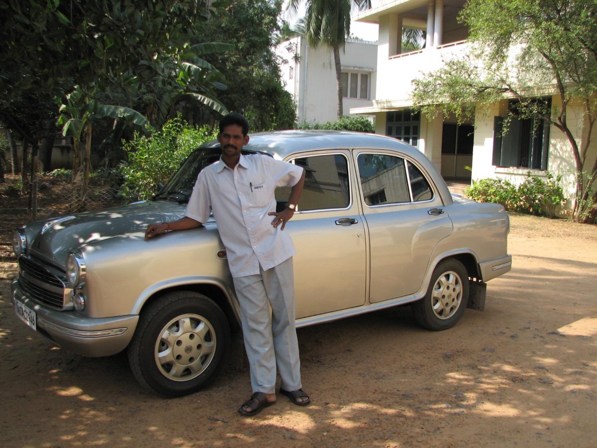 Амбассадор автомобиль Индия