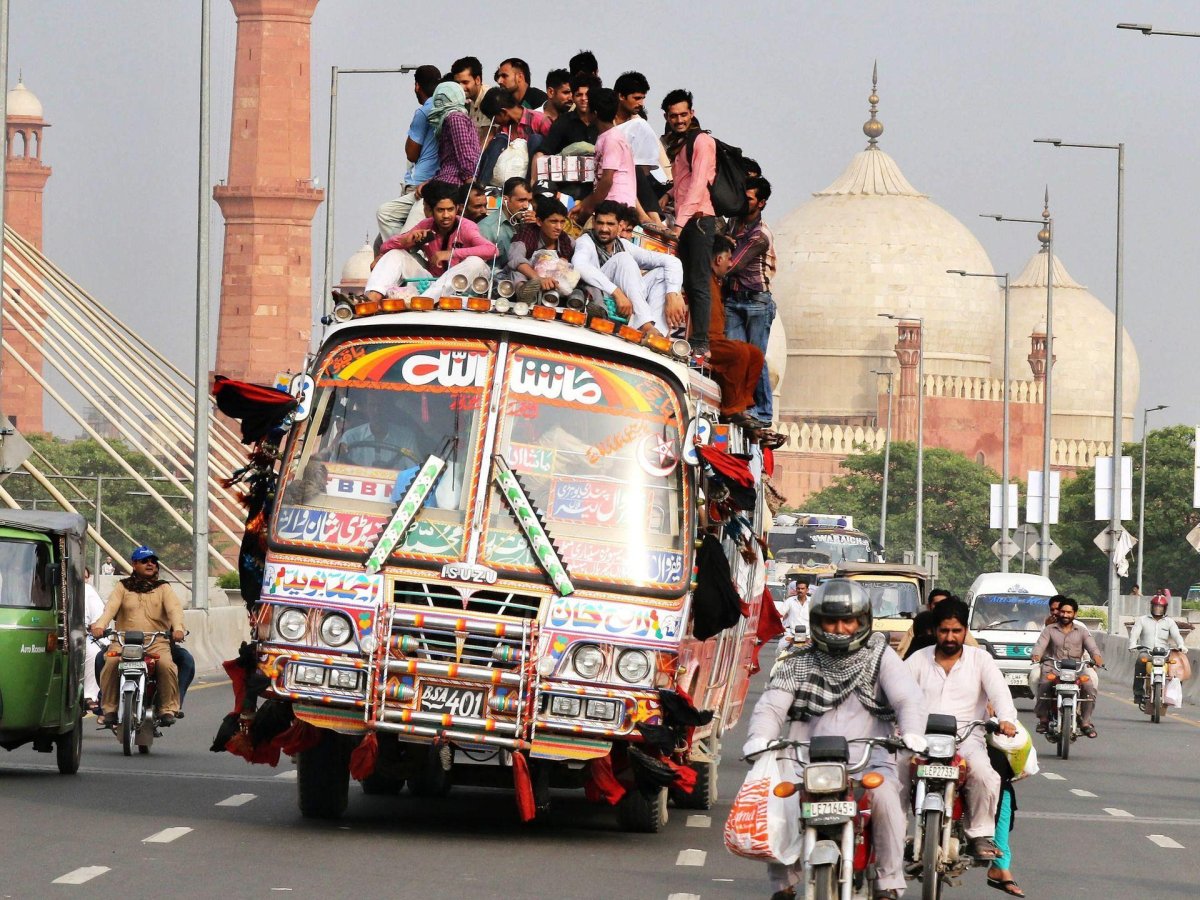 Переполненный автобус Индия