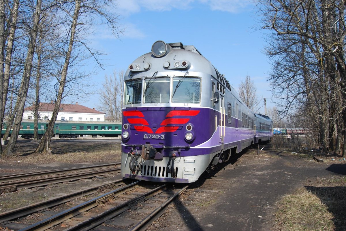 Дизель-поезд д1-720