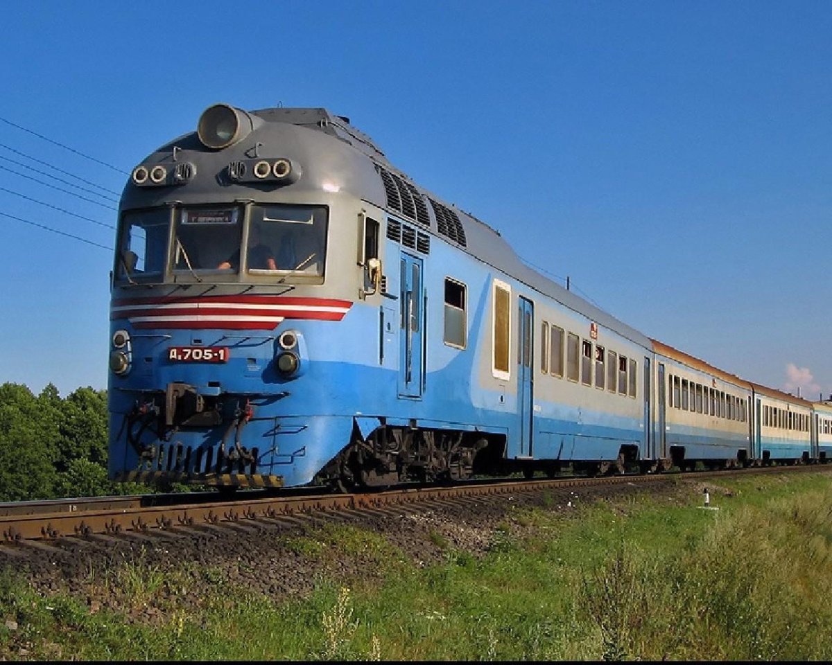 Дизельный поезд