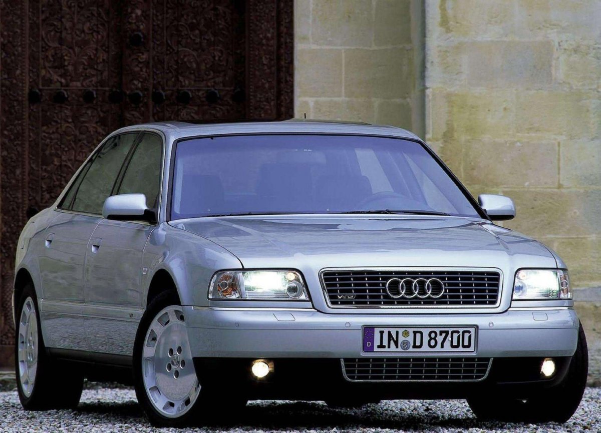 Audi a8 d2 w12