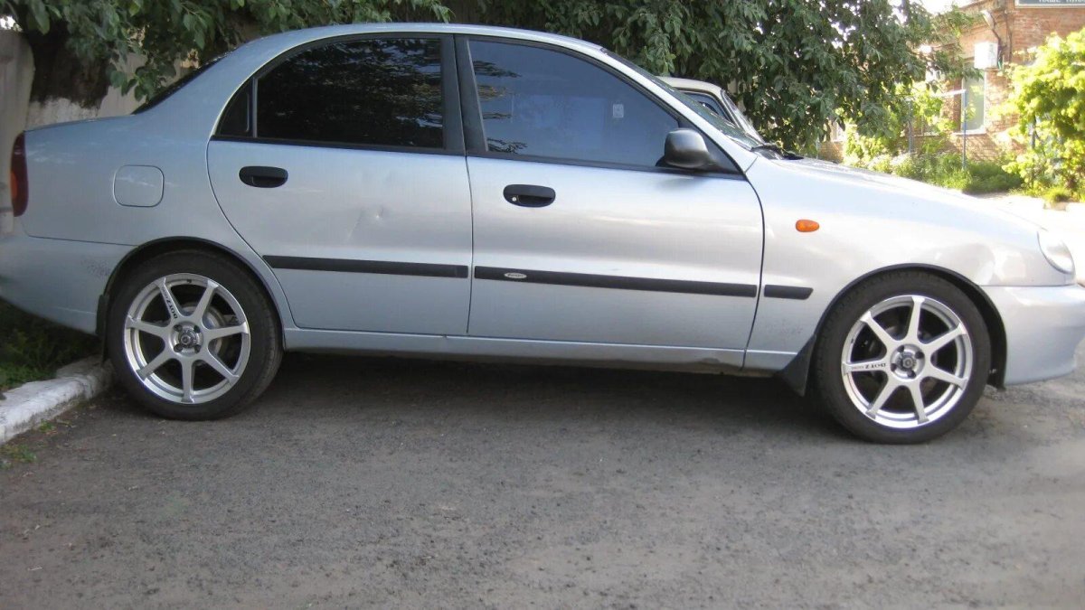 Шевроле Ланос на 17 дисках