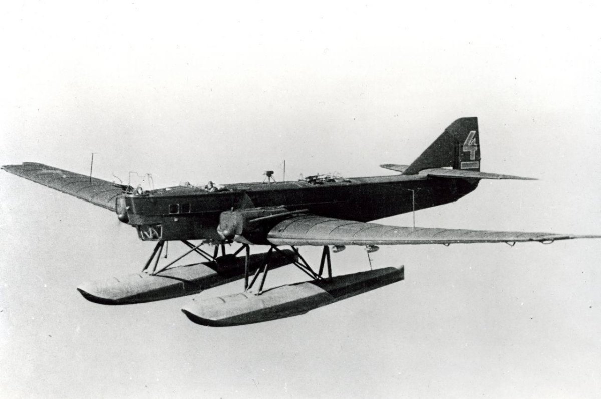 Туполев ТБ-1 ант-4