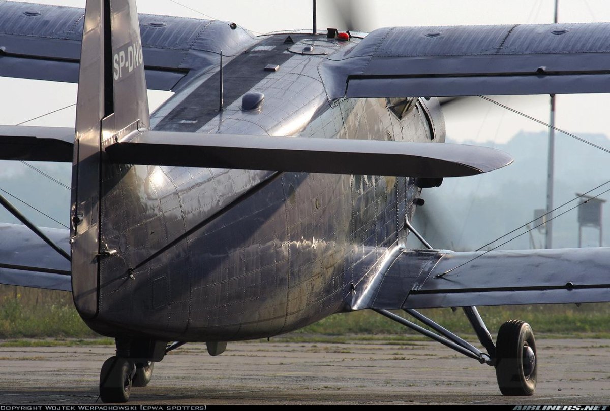 Самолёт АН-2