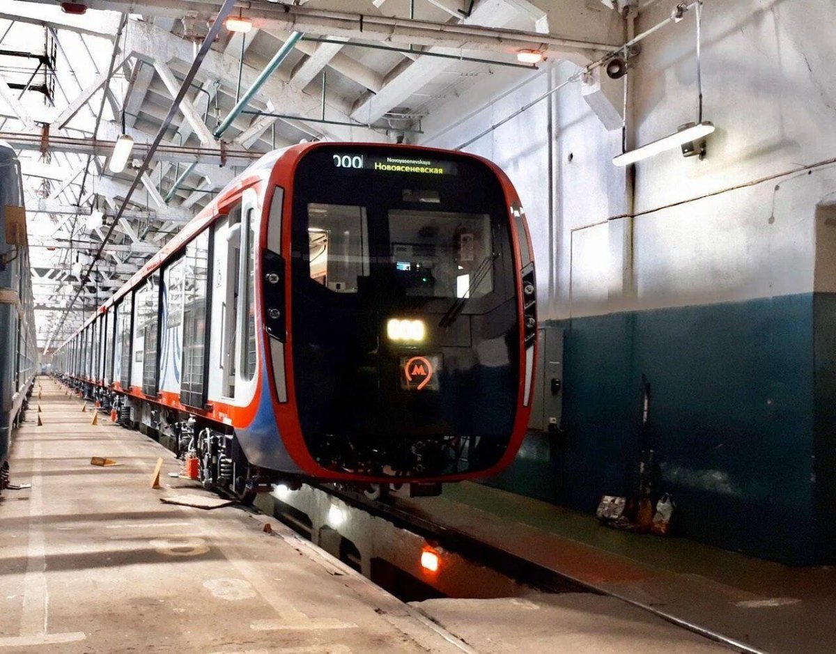 Вагон метро 81-775/776/777