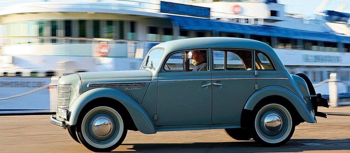 Москвич-400 автомобиль Опель кадет