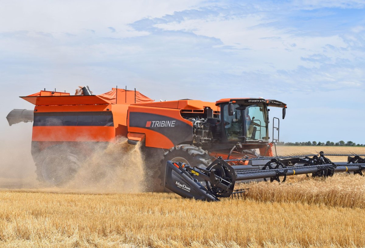 Комбайн tribine t-1000