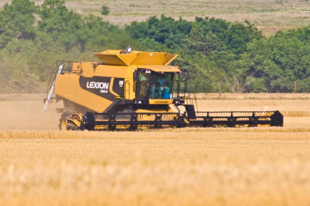 Комбайн Катерпиллер