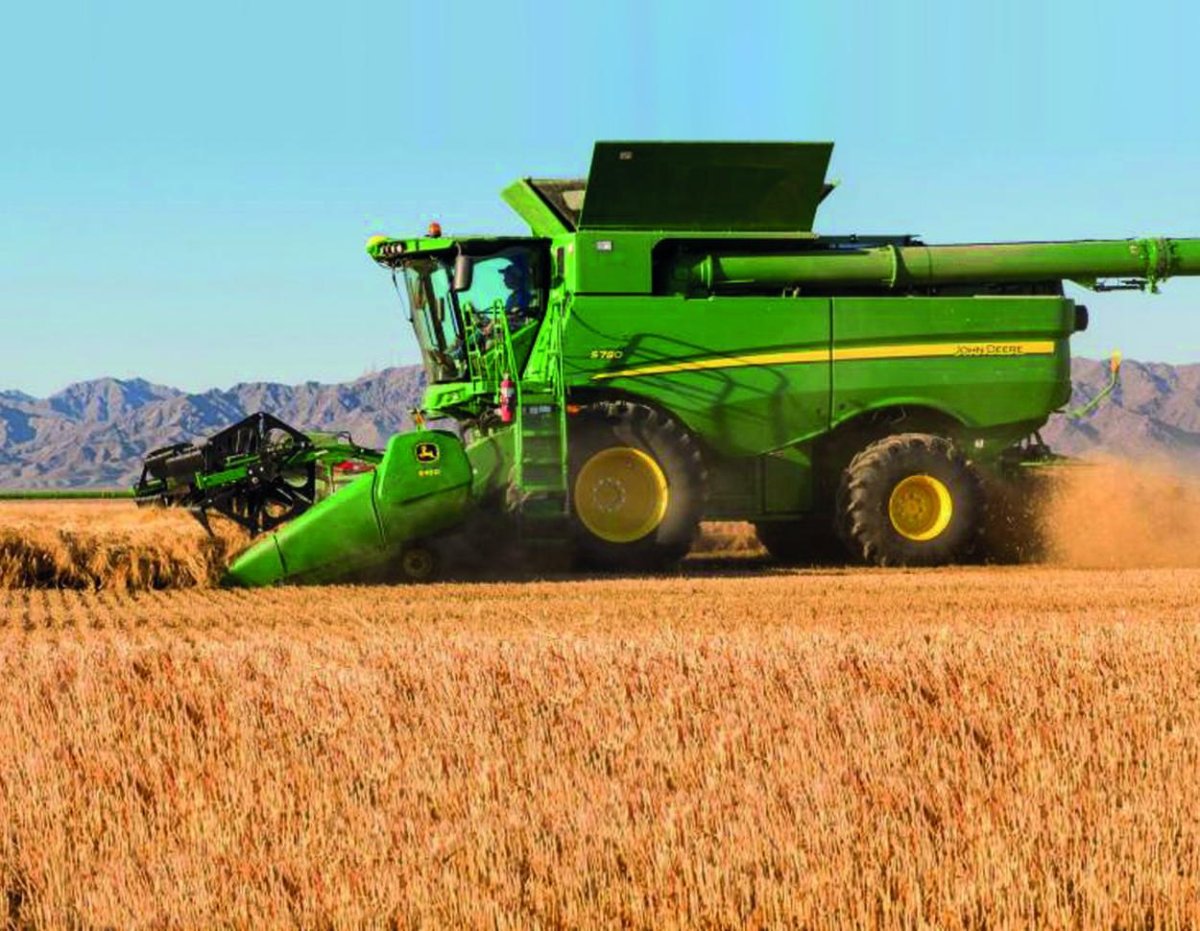 Комбайн Джон Дир