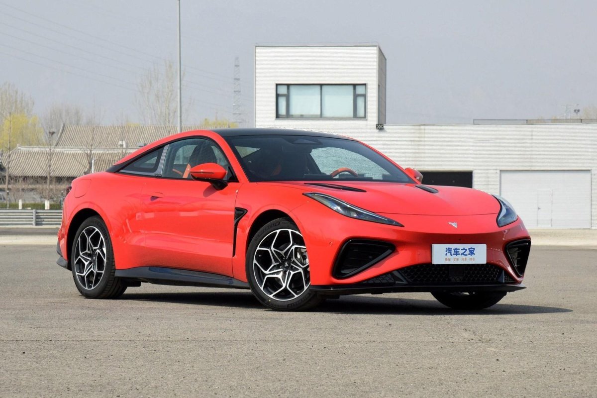 Китайский электромобиль neta gt