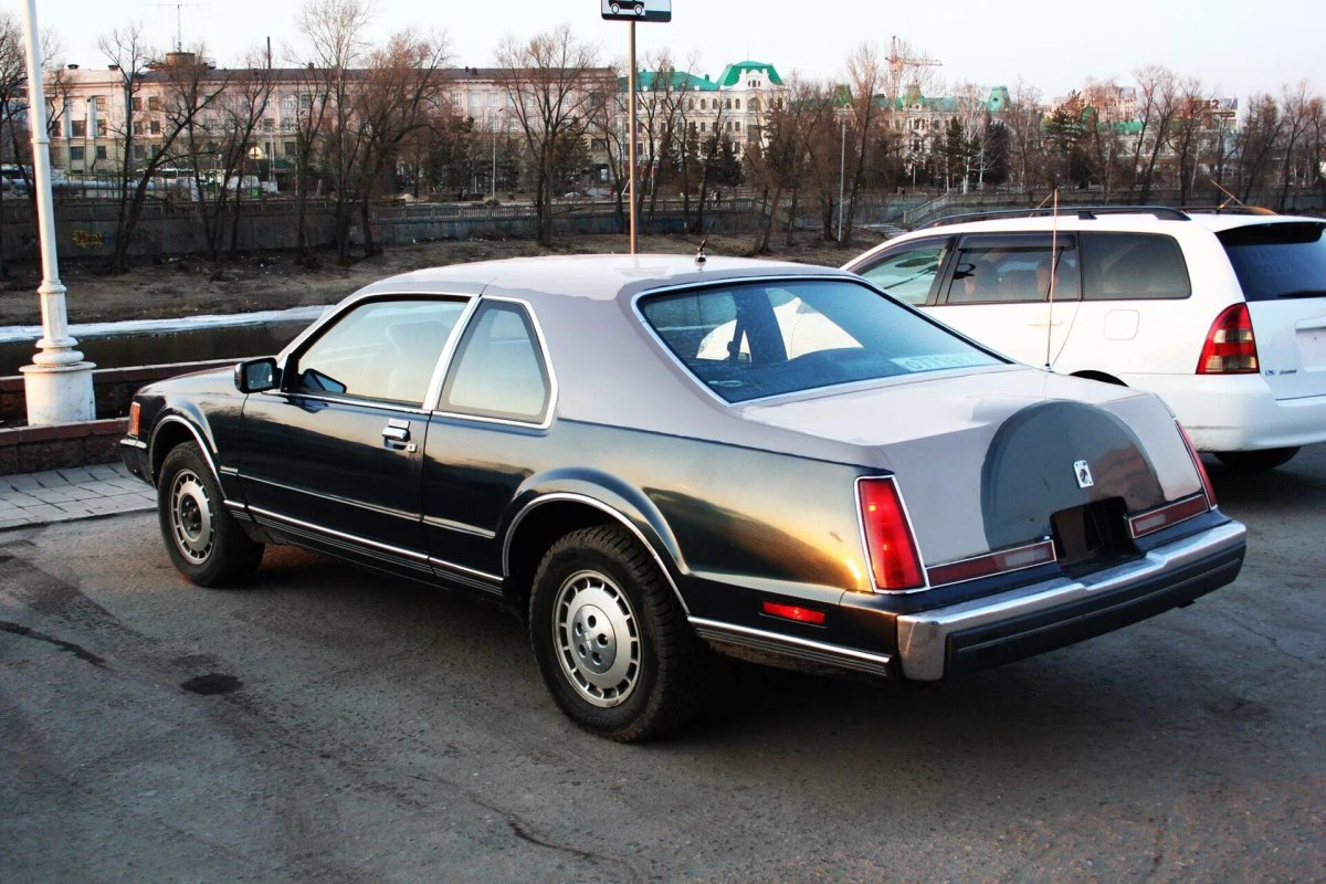 Lincoln Mark 7 1989
