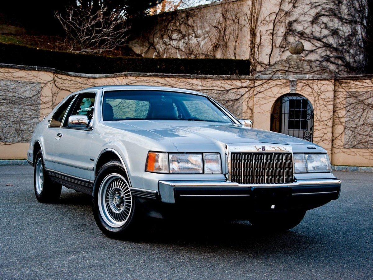Lincoln Mark VII 1984