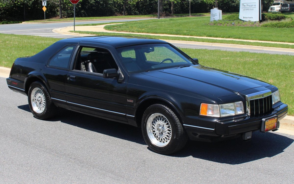 Lincoln Mark 7 1990