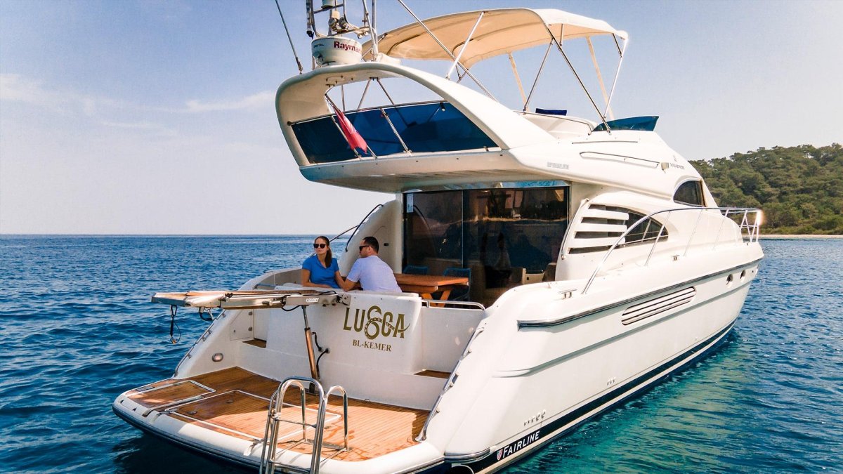 Яхта Dolphins Анталия