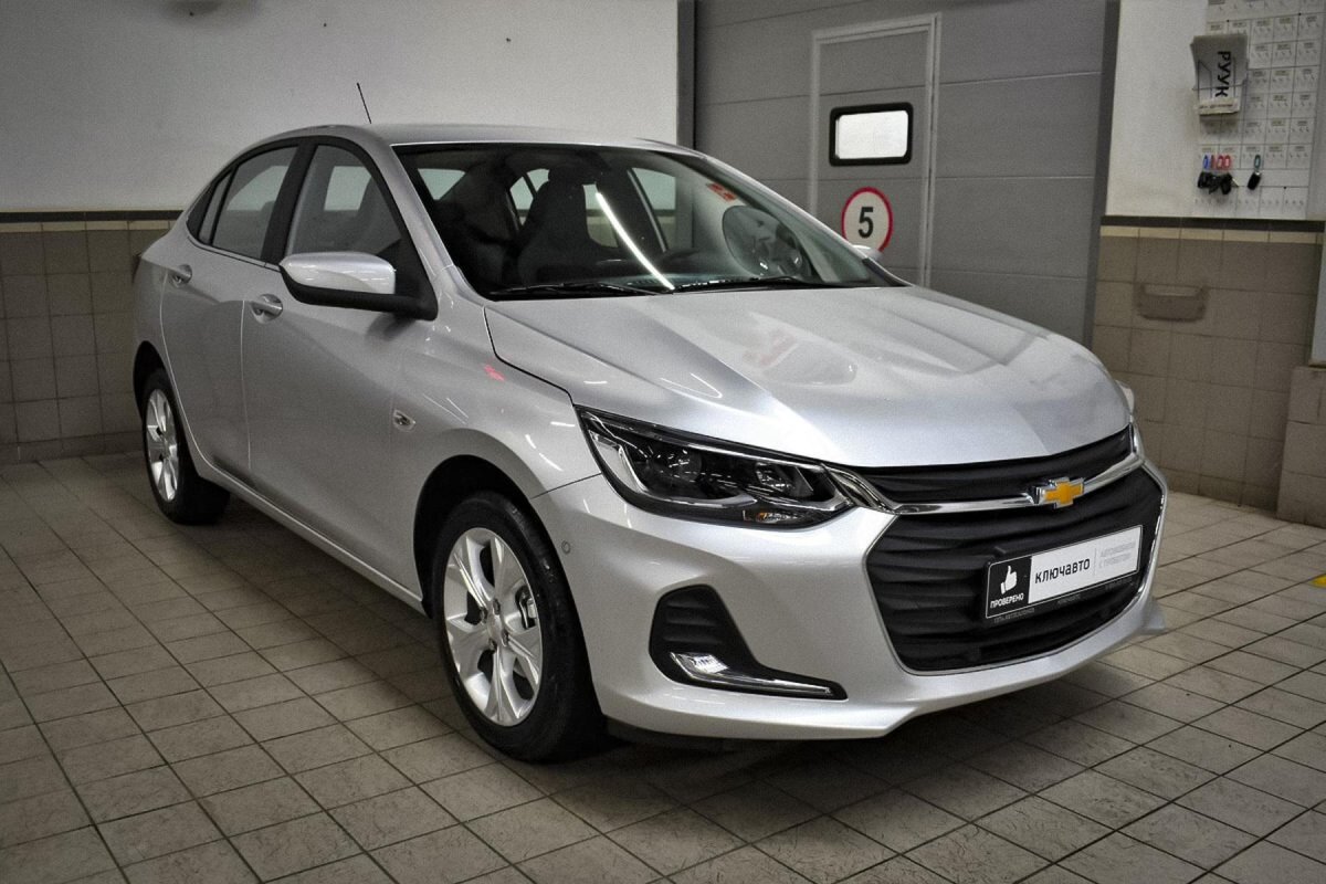 Chevrolet Onix 2022