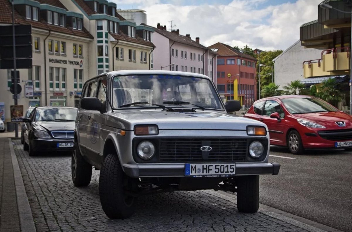 Нива 2121 в Германии