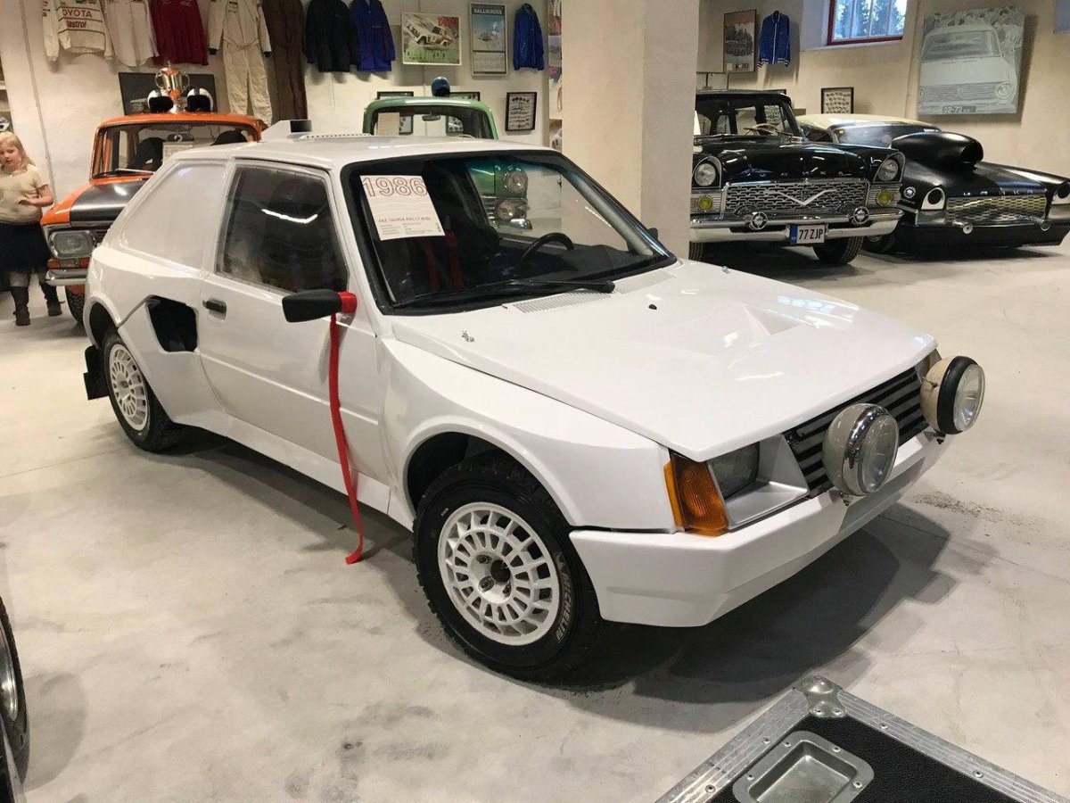 ЗАЗ-1102 «Таврия»