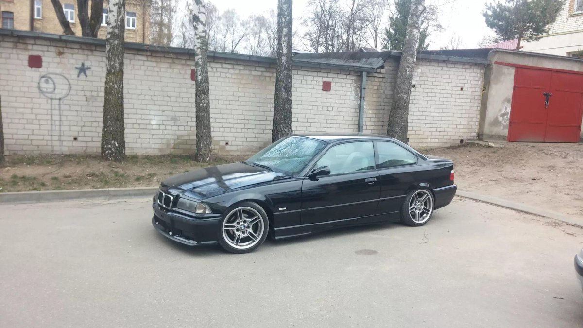 БМВ е36 r17