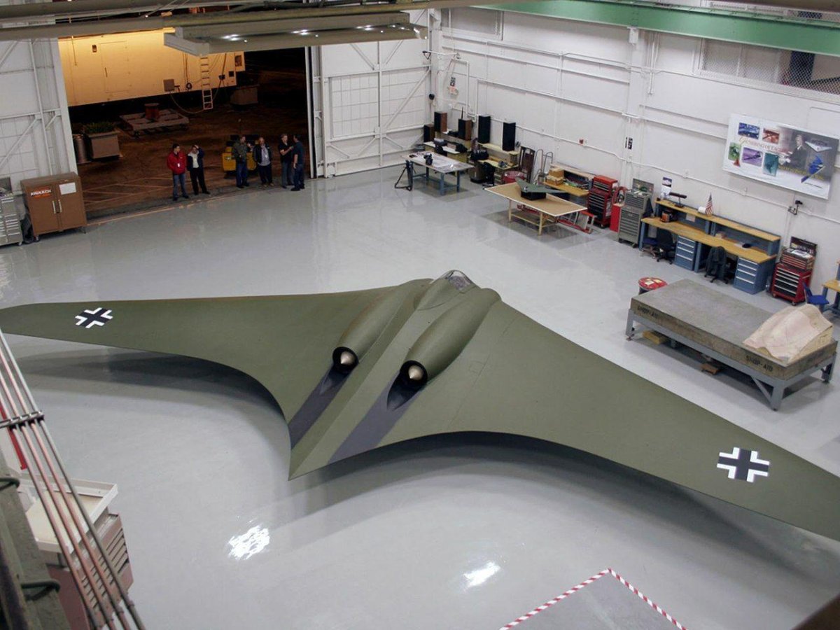Horten ho IX также Gotha go 229