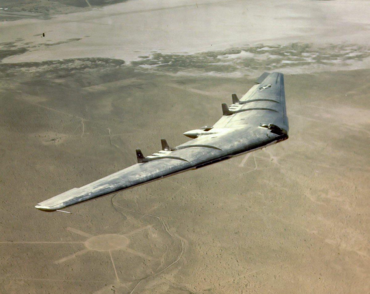 Самолет Northrop XB-35