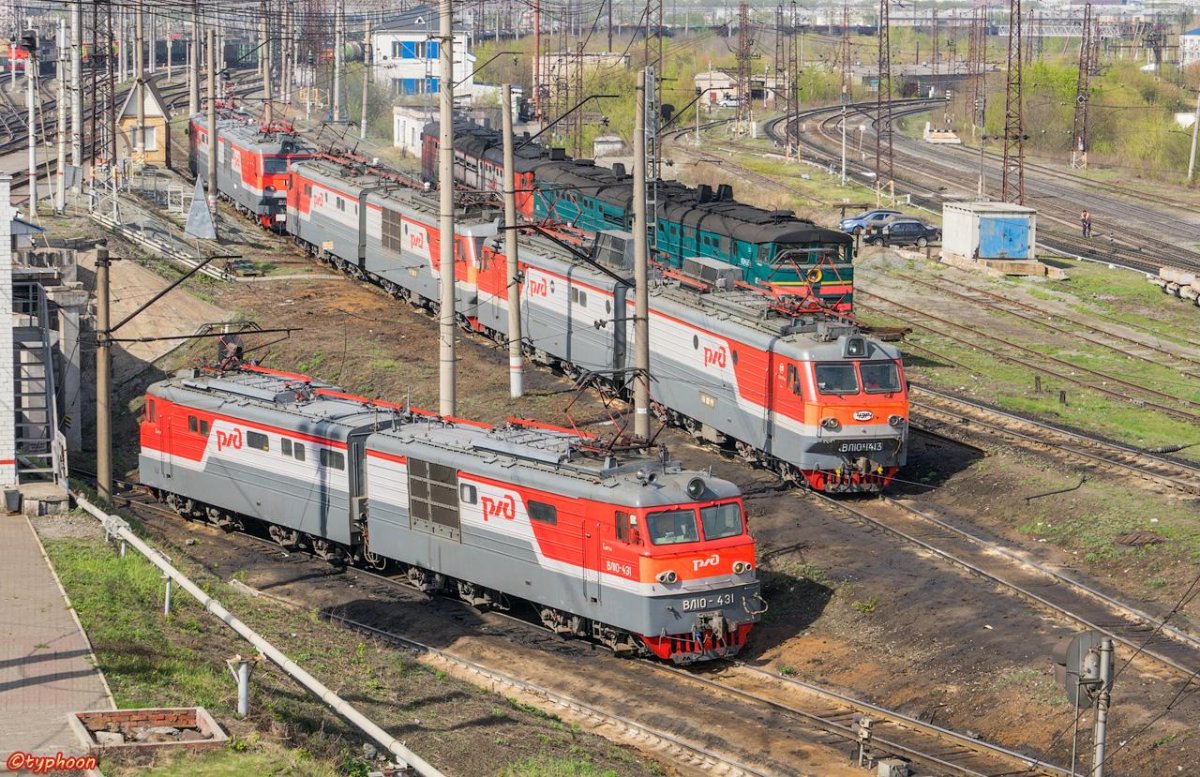 Вл-10 электровоз депо Златоуст .