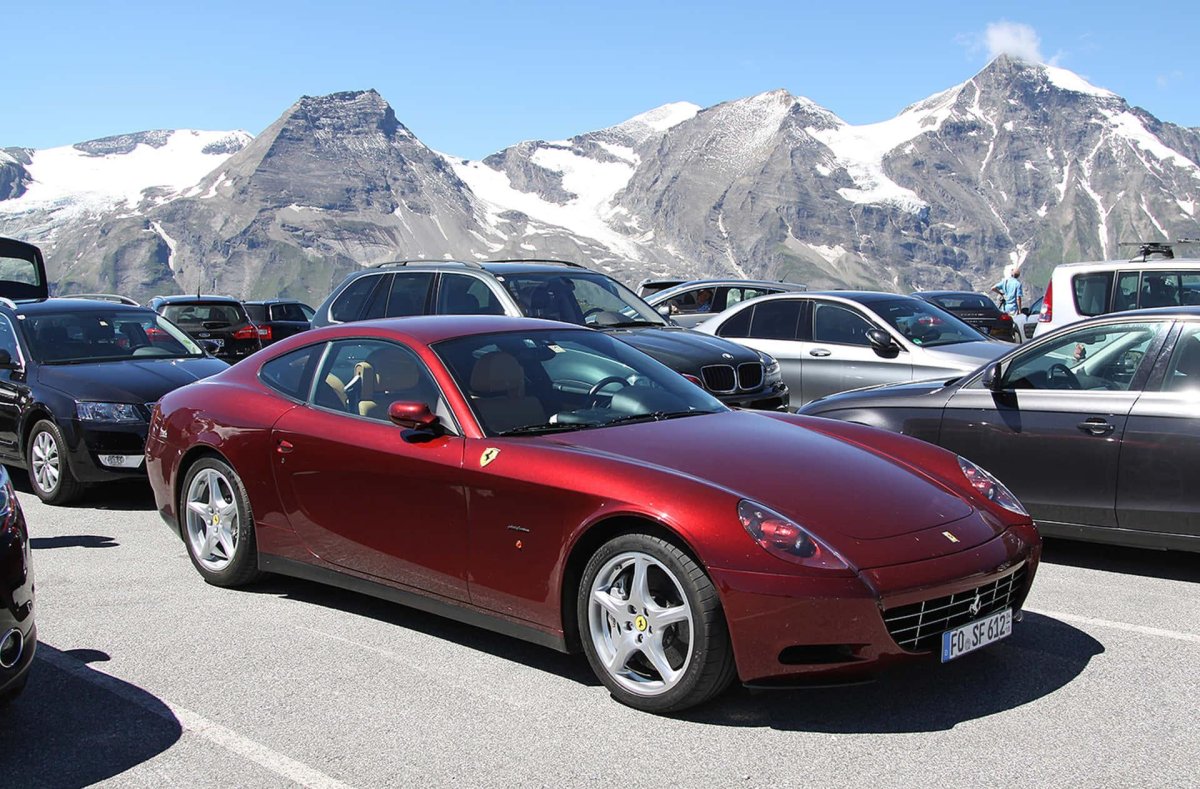 Феррари Scaglietti