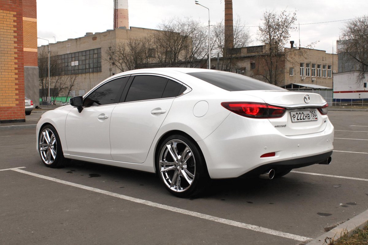 Mazda 6 r20