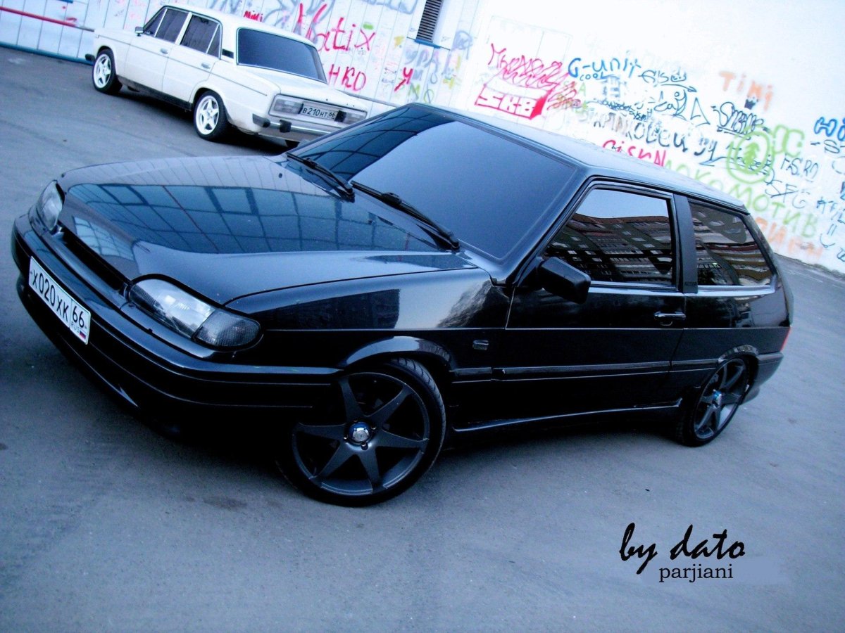 ВАЗ 2113 черная