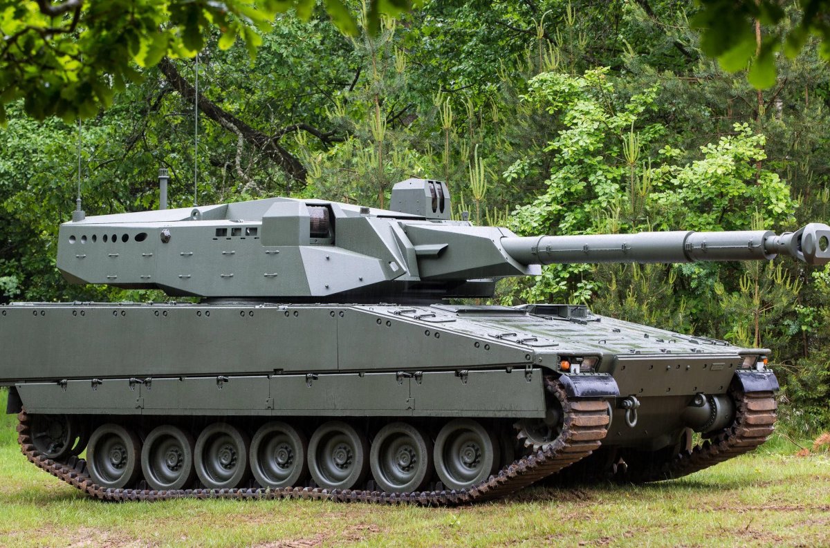 Шведский cv90120-t