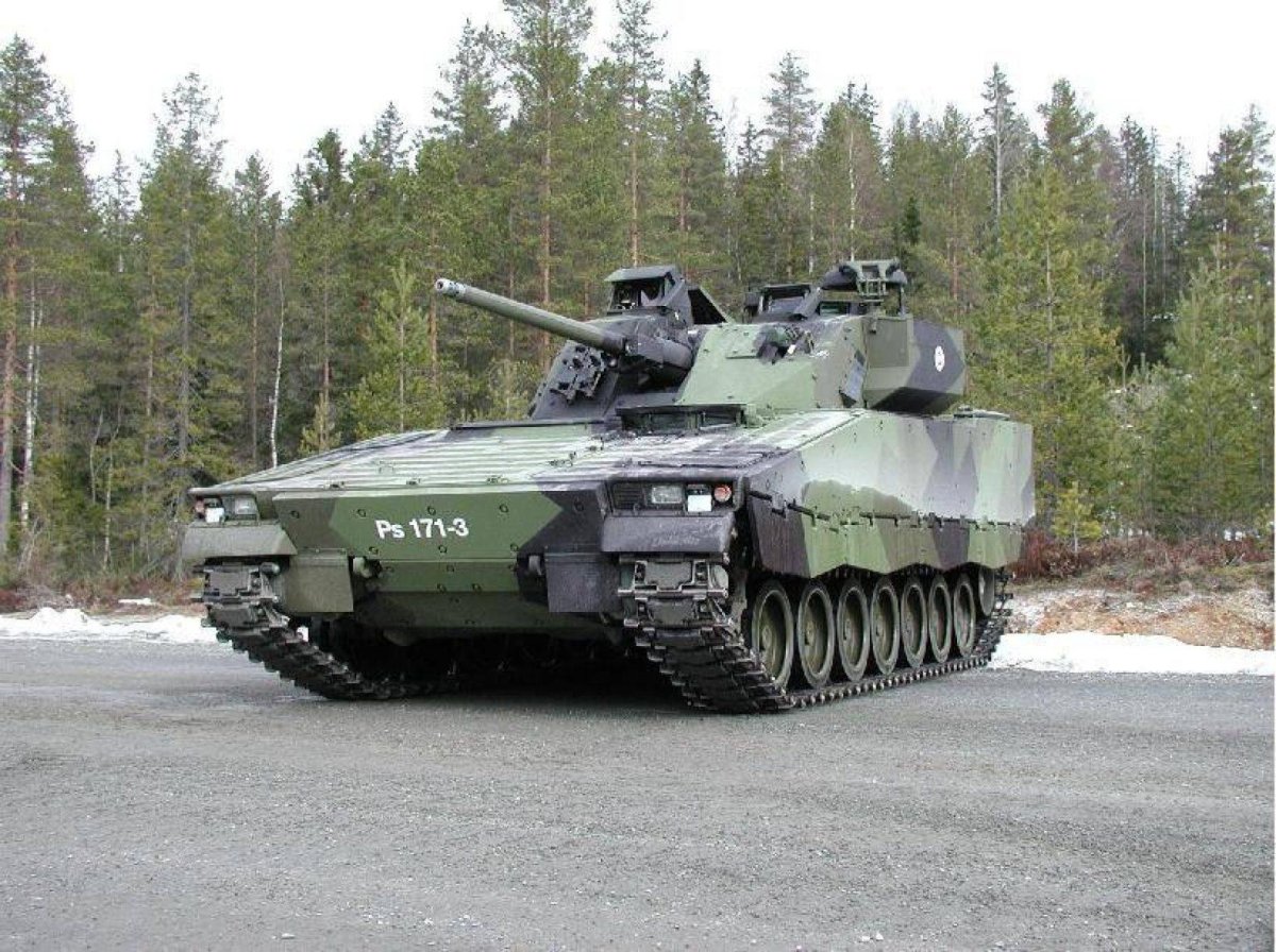 Финский БМП CV-90
