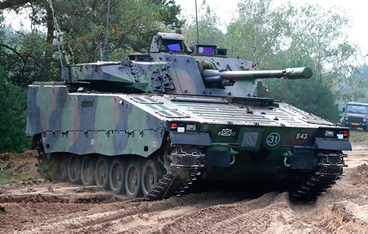 БМП cv90
