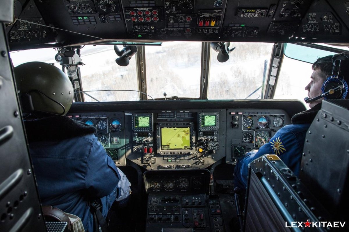 Ми-8амтш кабина