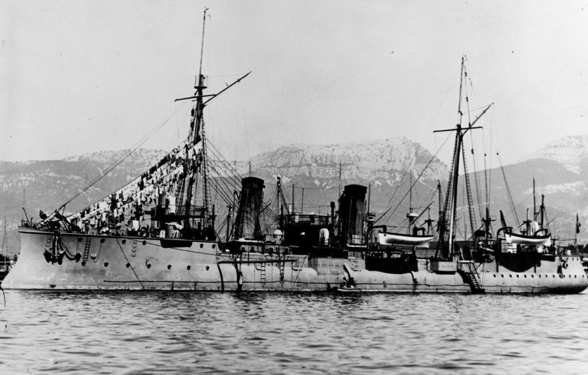 Французский крейсер Алжир