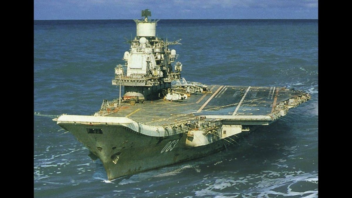 Адмирал флота советского Союза Кузнецов авианесущий крейсер