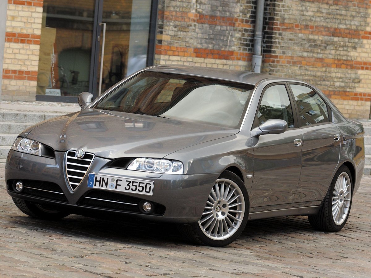 Alfa Romeo 166