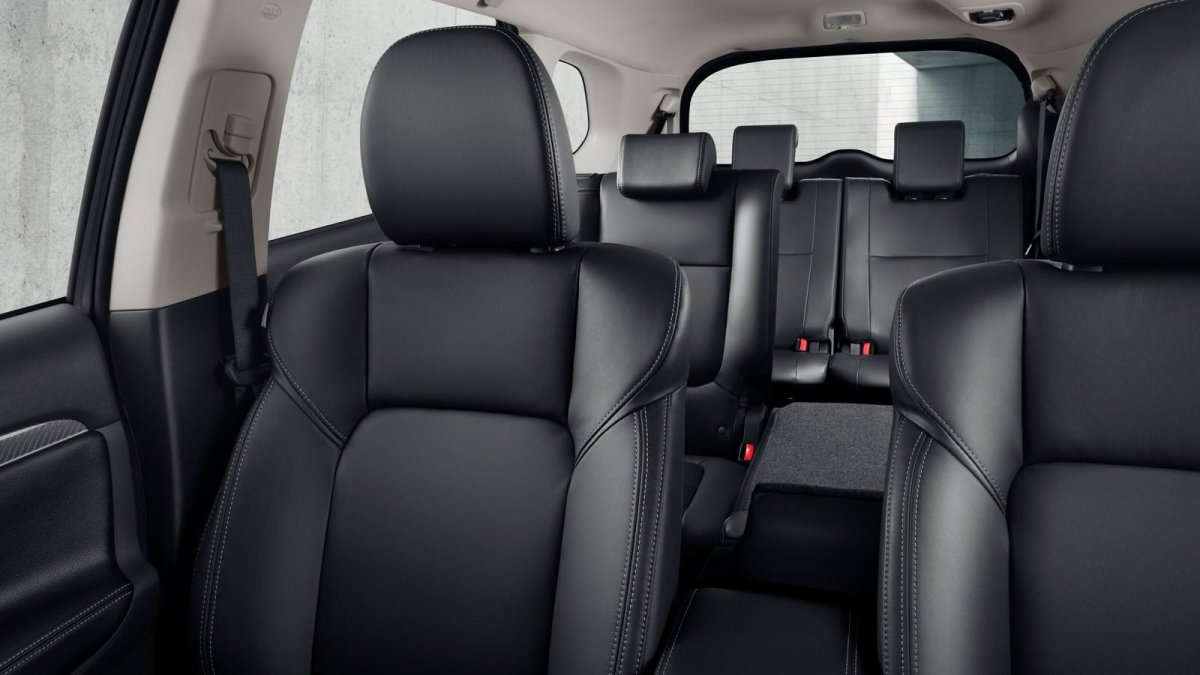 Mitsubishi Outlander 2021 салон