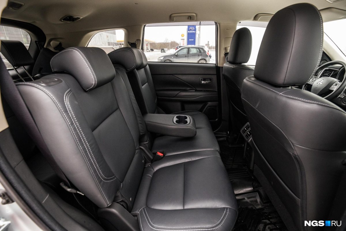 Аутлендер 7 местный